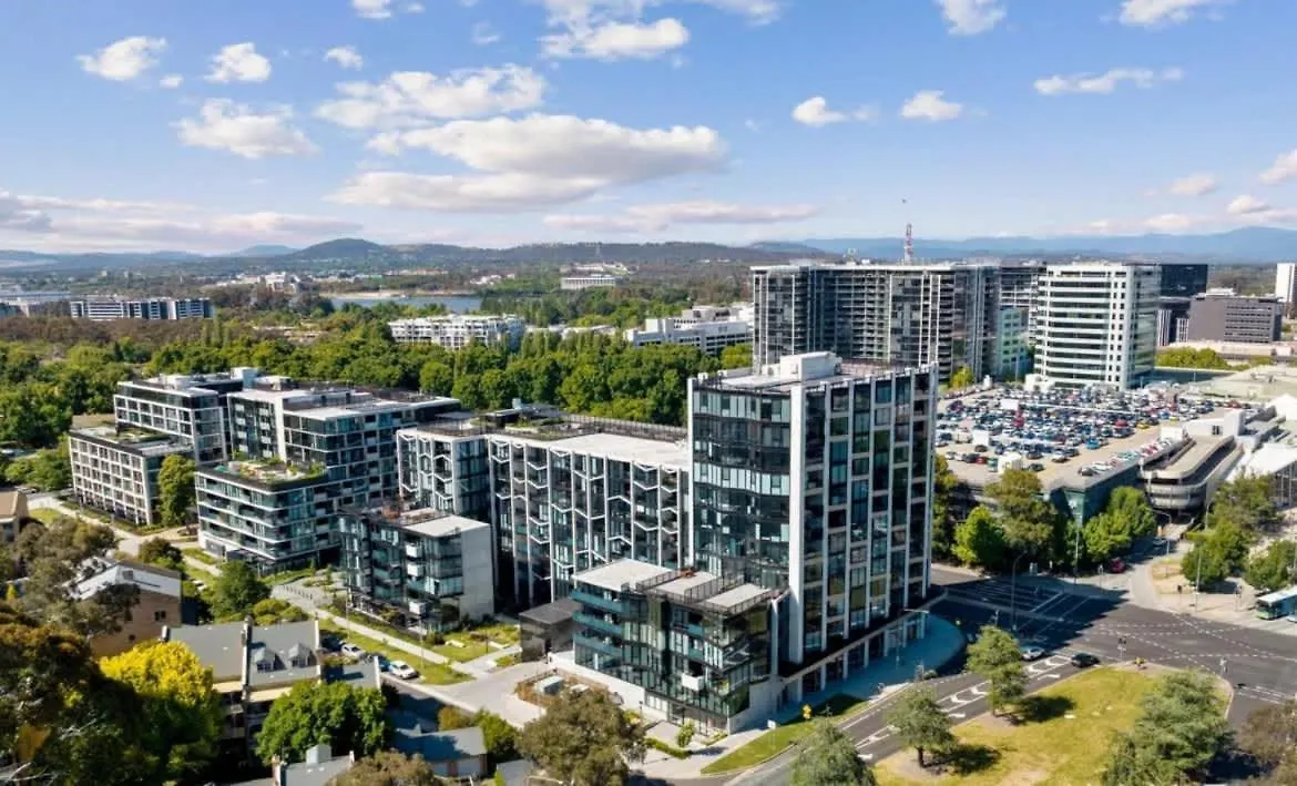 Apartament 2Br-2Br-1Car-Sleeps 6 Cbd Pool Canberra