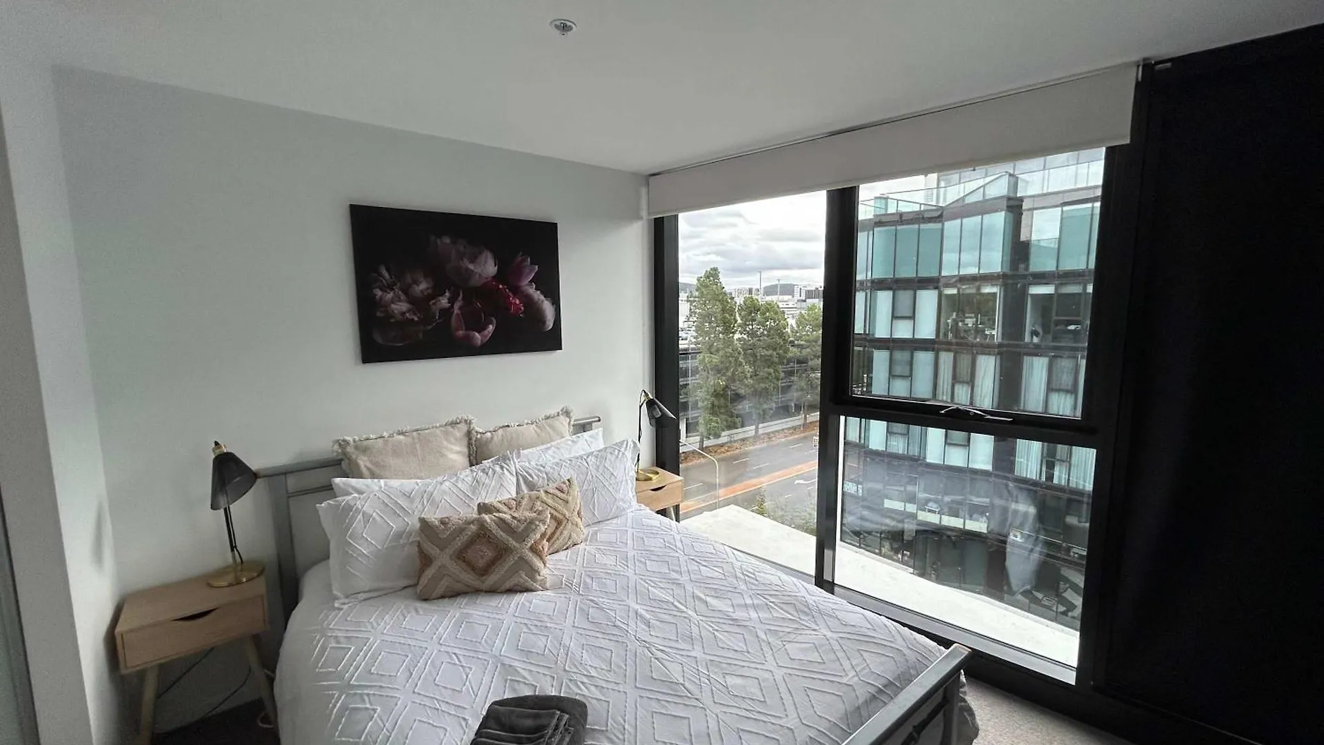 Apartament 2Br-2Br-1Car-Sleeps 6 Cbd Pool Canberra